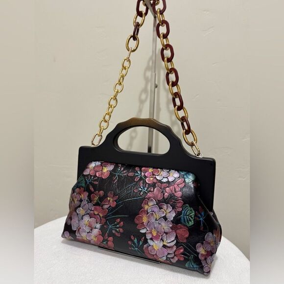 Handmade Cowhide Floral Embossed, Large Wooden Frame Bag & 2 Strap Styles - Picture 3 of 16